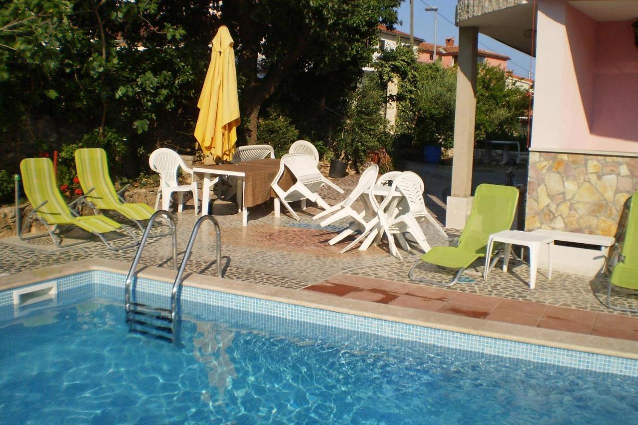 Family Friendly Apartments With A Swimming Pool Rovinj - 3394 Exterior photo